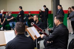 Quinteto de sopros da Orquestra Filarmônica se apresenta no Presídio Regional de Jaraguá do Sul