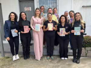Escrita e reflexão marcam encerramento do projeto “Reescrevendo Minha História” no Presídio Feminino Regional de Florianópolis